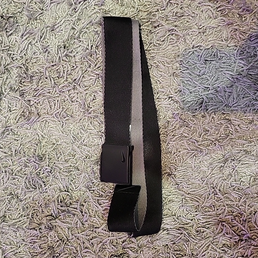 Nike belt